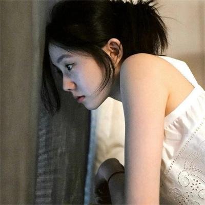 幸福是一尾皱颈蜥蜴